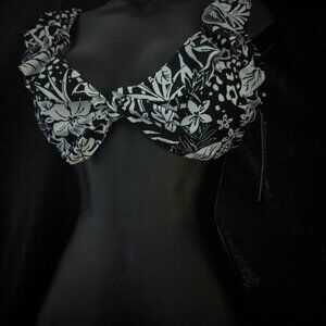 NWT Bikini Top black and white - L